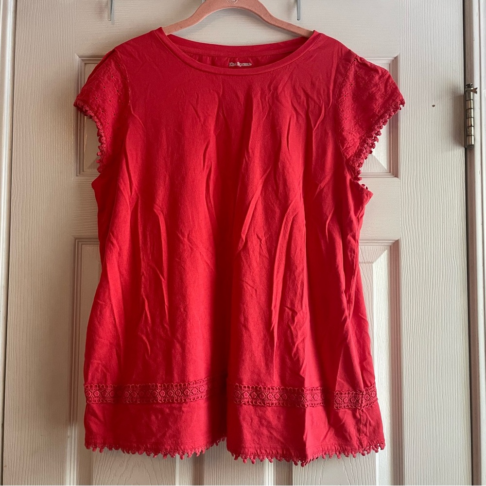 Kim Rogers Size XL Coral Cap Sleeve Eyelet Trim Hem Detail Top